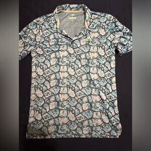 Men’s golf shirt in great condition